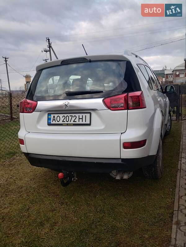 Внедорожник / Кроссовер Peugeot 4007 2012 в Мукачево