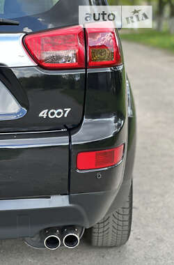 Позашляховик / Кросовер Peugeot 4007 2012 в Радивиліві
