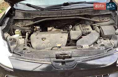 Внедорожник / Кроссовер Peugeot 4007 2008 в 