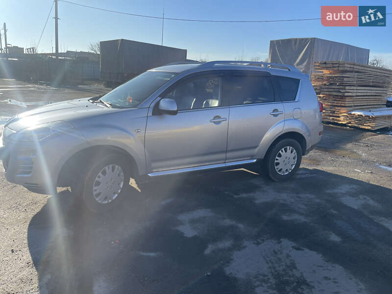 Внедорожник / Кроссовер Peugeot 4007 2011 в Луцке