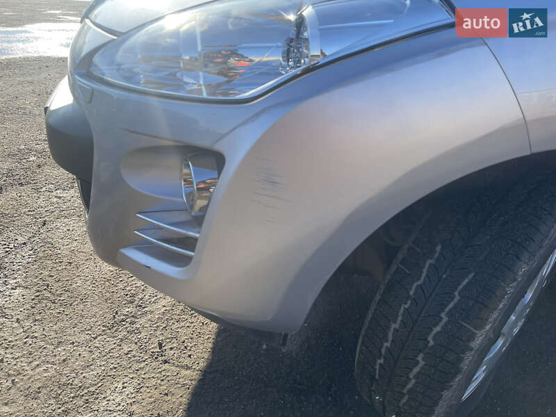 Внедорожник / Кроссовер Peugeot 4007 2011 в Луцке