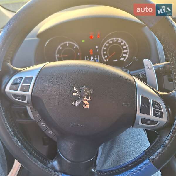 Внедорожник / Кроссовер Peugeot 4007 2012 в Тячеве
