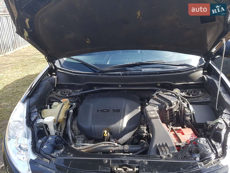 Внедорожник / Кроссовер Peugeot 4007 2011 в Прилуках