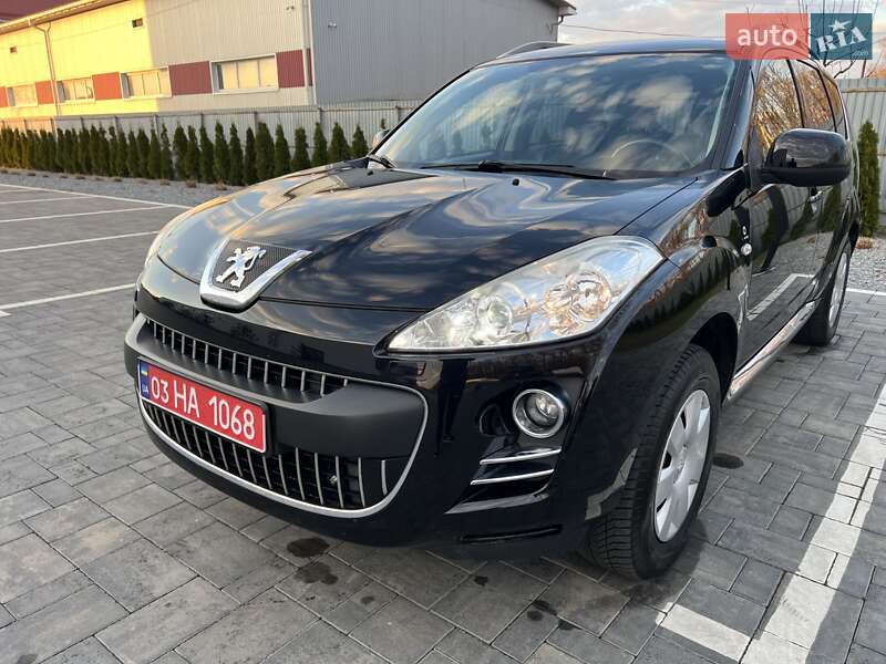 Внедорожник / Кроссовер Peugeot 4007 2009 в 