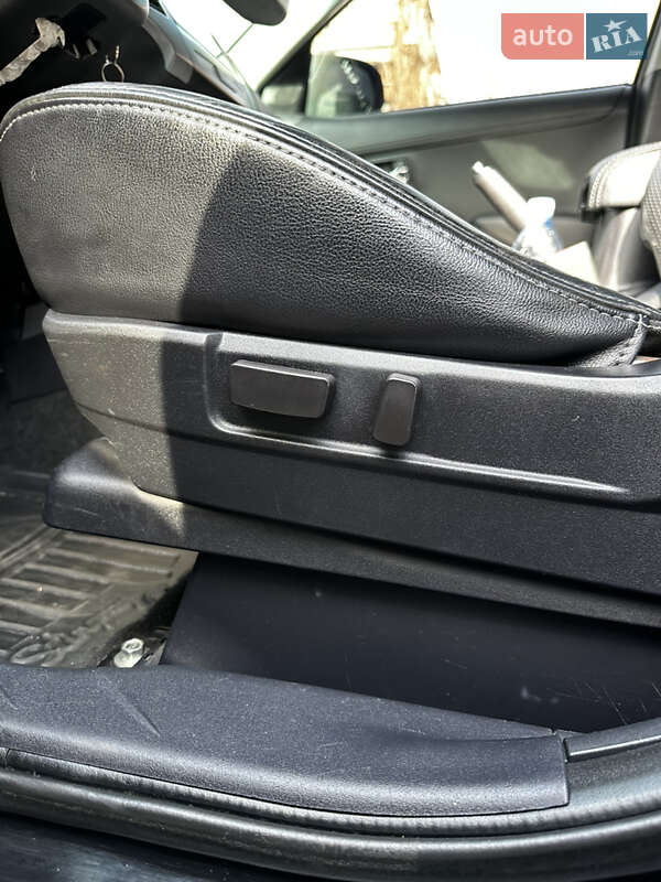 Позашляховик / Кросовер Peugeot 4007 2010 в Києві