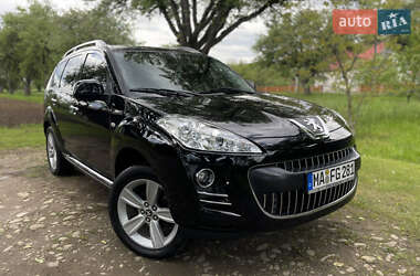 Позашляховик / Кросовер Peugeot 4007 2011 в 