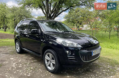 Позашляховик / Кросовер Peugeot 4007 2011 в 
