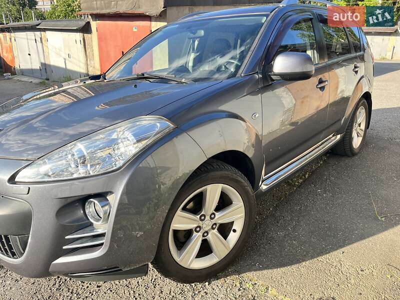 Peugeot 4007 2008