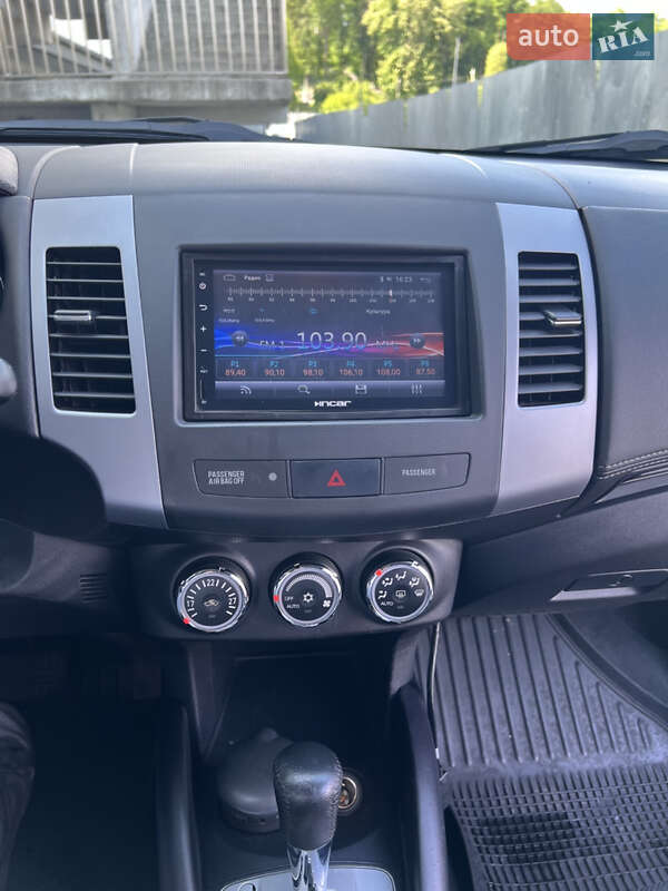 Внедорожник / Кроссовер Peugeot 4007 2011 в Львове