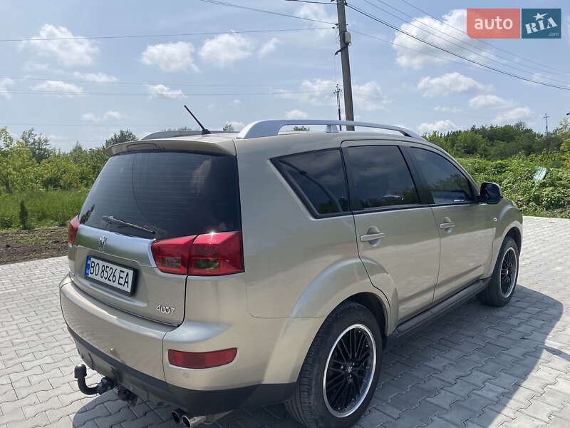 Позашляховик / Кросовер Peugeot 4007 2010 в Підгайцях