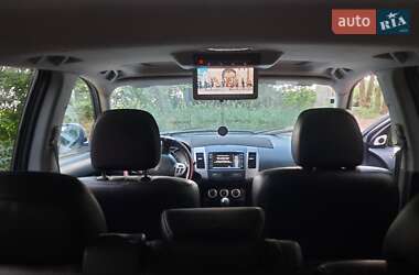 Внедорожник / Кроссовер Peugeot 4007 2009 в 