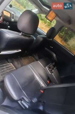 Внедорожник / Кроссовер Peugeot 4007 2009 в 