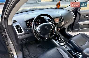Внедорожник / Кроссовер Peugeot 4007 2011 в 