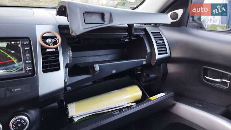 Позашляховик / Кросовер Peugeot 4007 2009 в Кременці