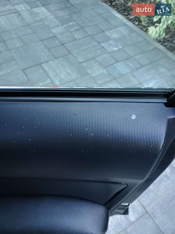 Позашляховик / Кросовер Peugeot 4007 2008 в Чернігові