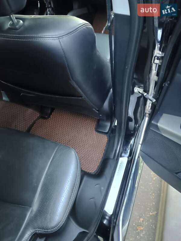 Позашляховик / Кросовер Peugeot 4007 2008 в Чернігові