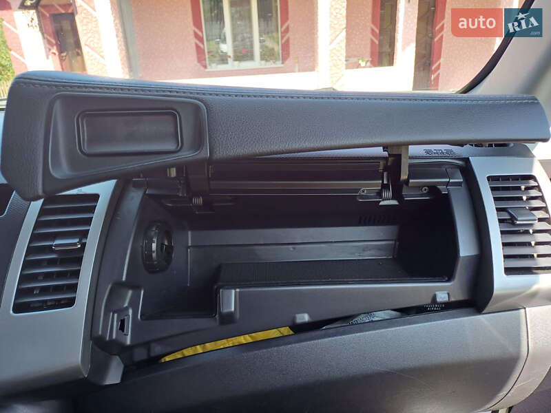 Внедорожник / Кроссовер Peugeot 4007 2010 в Ивано-Франковске фото 18 Внедорожник / Кроссовер Peugeot 4007 2010 в Ивано-Франковске