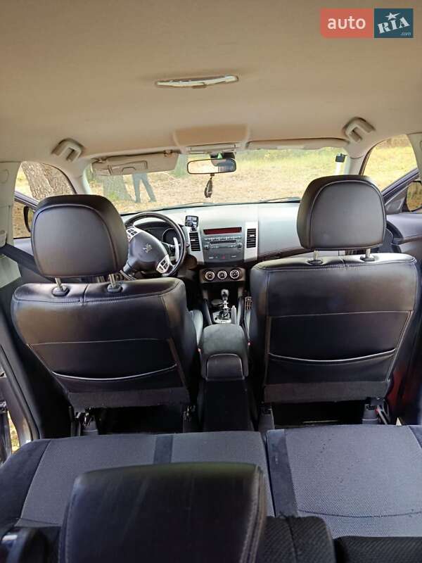 Позашляховик / Кросовер Peugeot 4007 2011 в Радивиліві фото 9 Позашляховик / Кросовер Peugeot 4007 2011 в Радивиліві