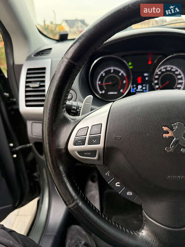 Внедорожник / Кроссовер Peugeot 4007 2010 в Луцке