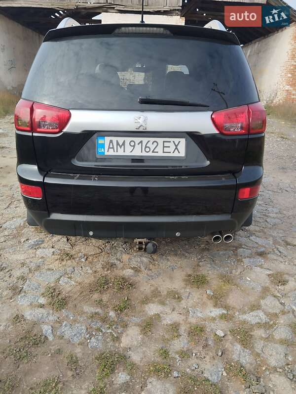 Внедорожник / Кроссовер Peugeot 4007 2010 в Коростышеве