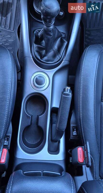 Внедорожник / Кроссовер Peugeot 4007 2010 в Нововолынске фото 20 Внедорожник / Кроссовер Peugeot 4007 2010 в Нововолынске