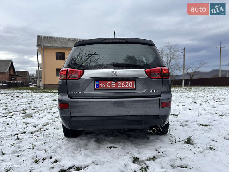 Позашляховик / Кросовер Peugeot 4007 2010 в Надвірній