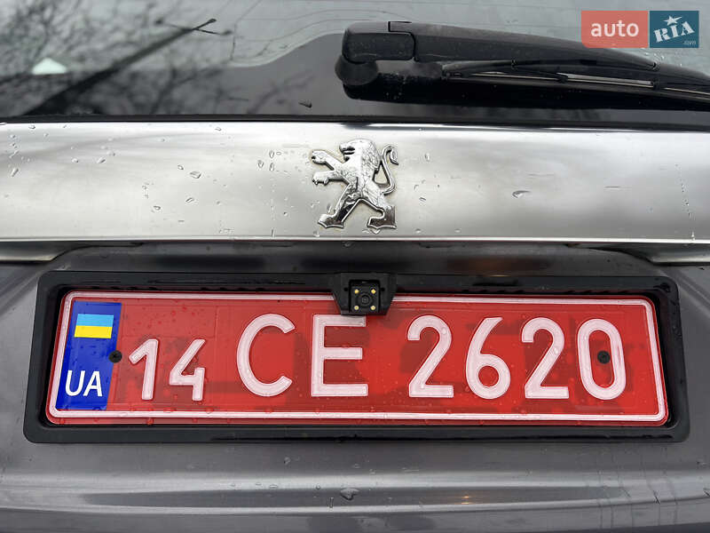 Позашляховик / Кросовер Peugeot 4007 2010 в Надвірній