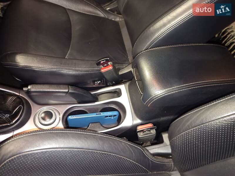 Внедорожник / Кроссовер Peugeot 4007 2007 в Яблунице фото 12 Внедорожник / Кроссовер Peugeot 4007 2007 в Яблунице