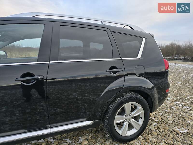 Позашляховик / Кросовер Peugeot 4007 2009 в Калуші