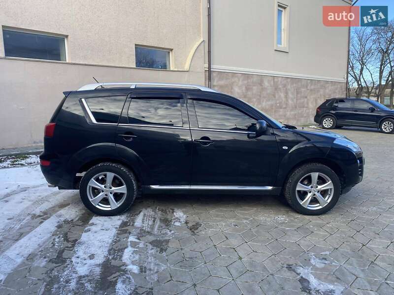 Позашляховик / Кросовер Peugeot 4007 2010 в Миколаєві