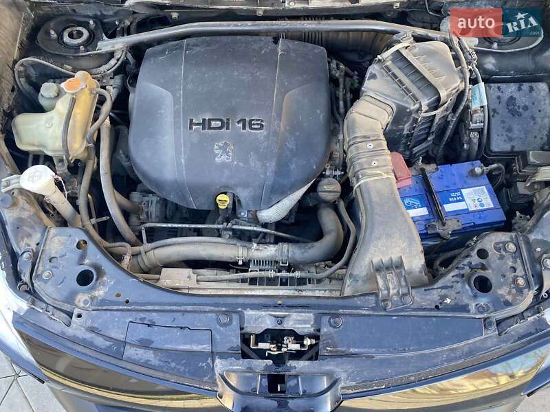 Позашляховик / Кросовер Peugeot 4007 2010 в Миколаєві