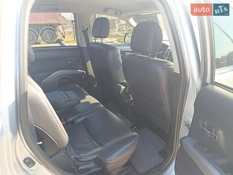 Peugeot 4007 2009 VIN VF3VV4HNHAZ801517 фото оголошення 25 з 71
