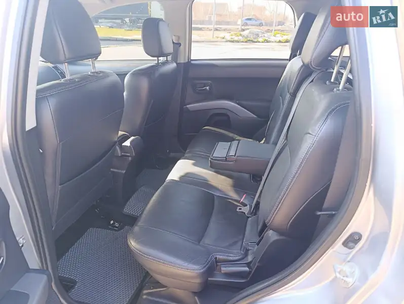 Peugeot 4007 2009 VIN VF3VV4HNHAZ801517 фото оголошення 27 з 71