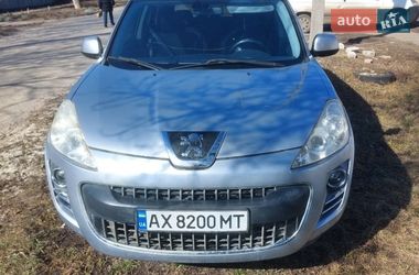Позашляховик / Кросовер Peugeot 4007 2010 в Чугуєві