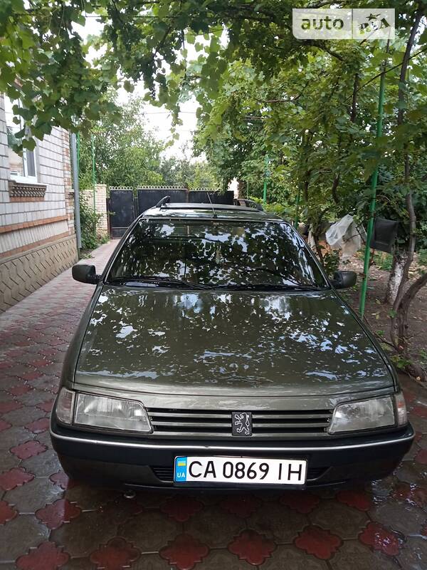 Peugeot 405