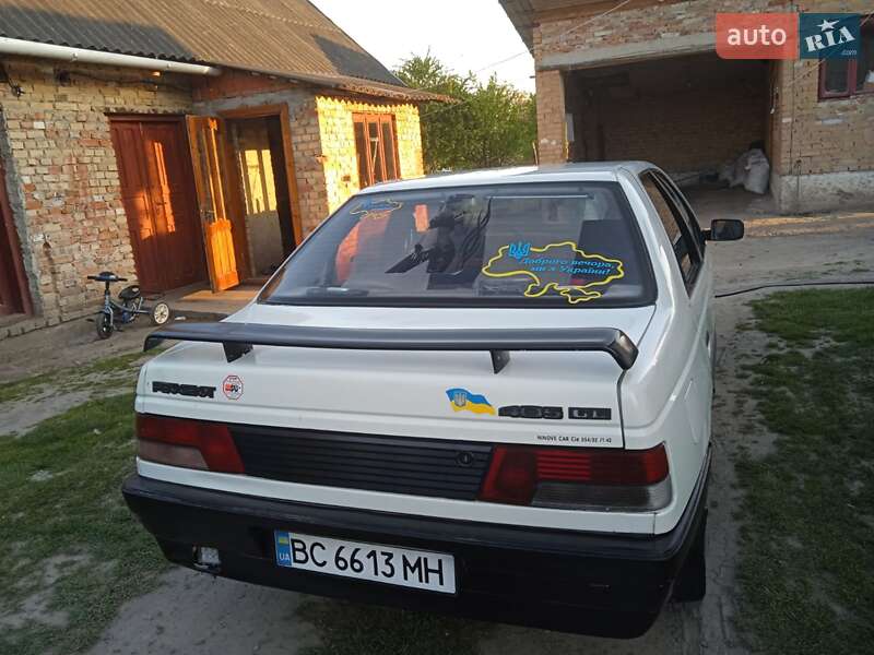 Седан Peugeot 405 1990 в Львове