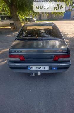 Седан Peugeot 405 1988 в Павлограде