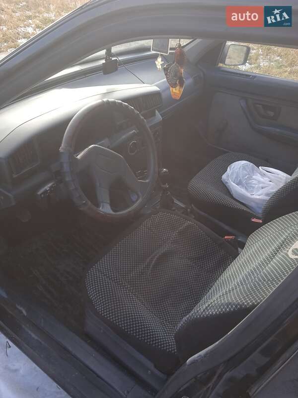 Седан Peugeot 405 1988 в Коломые