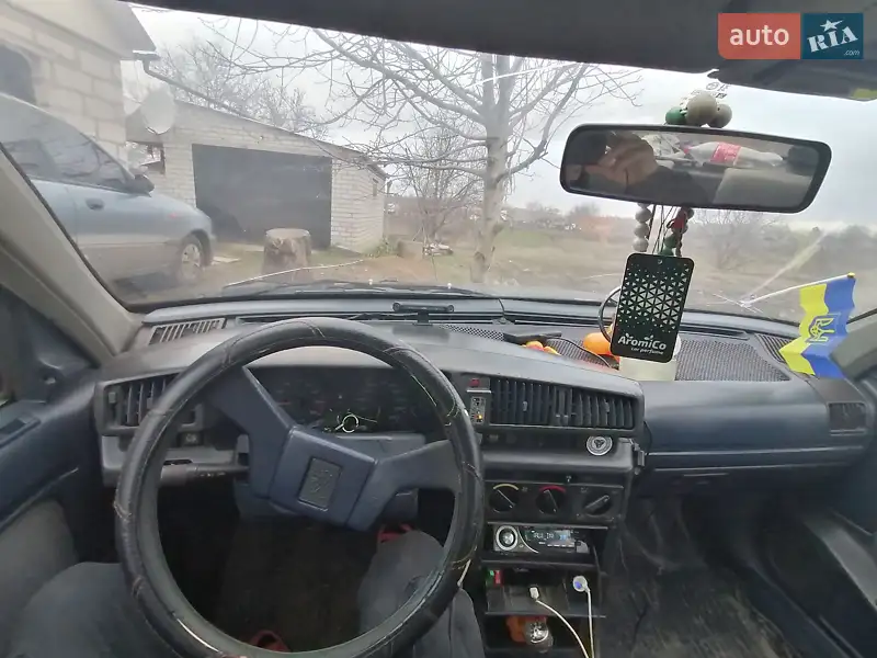 Peugeot 405