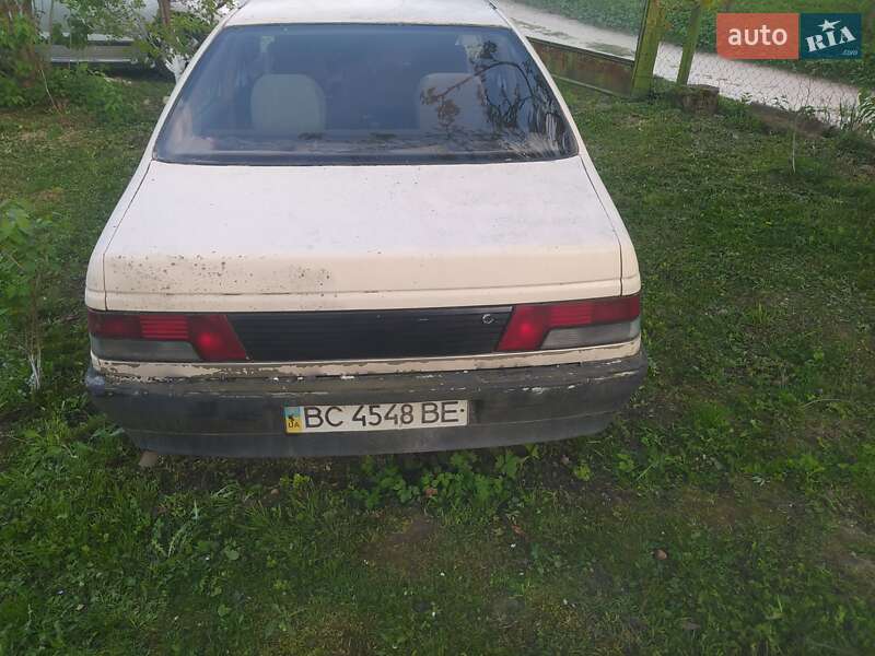 Седан Peugeot 405 1989 в Львові