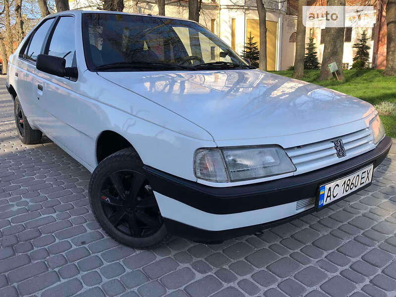 Седан Peugeot 405 1989 в Кременце