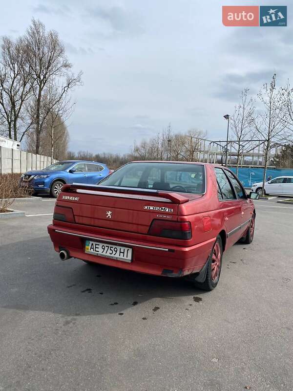 Седан Peugeot 405 1988 в Дніпрі