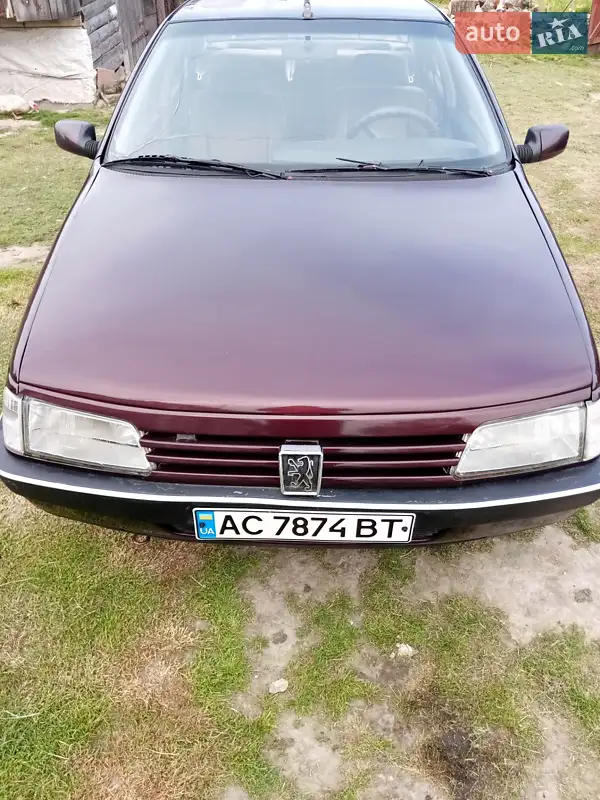 Peugeot 405