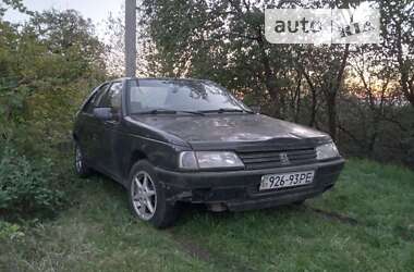 Седан Peugeot 405 1990 в Ужгороді