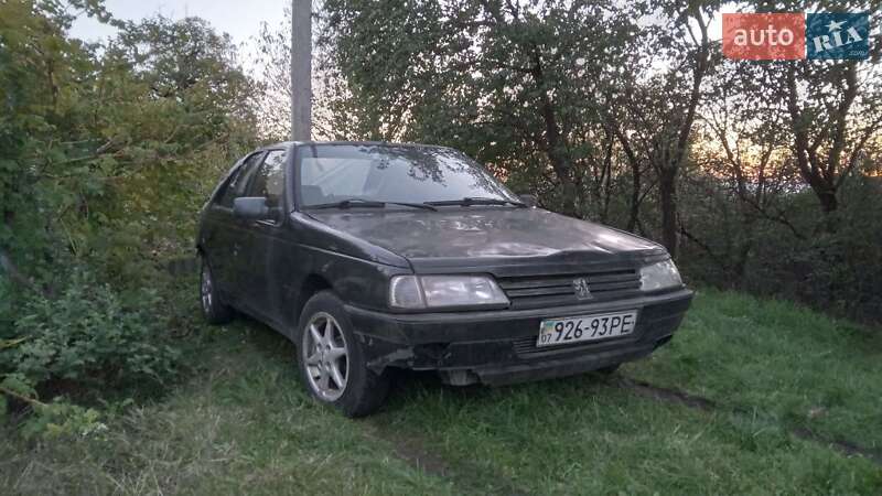 Седан Peugeot 405 1990 в Ужгороде