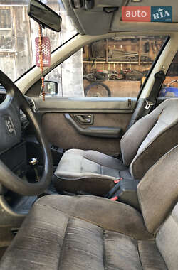 Седан Peugeot 405 1992 в 