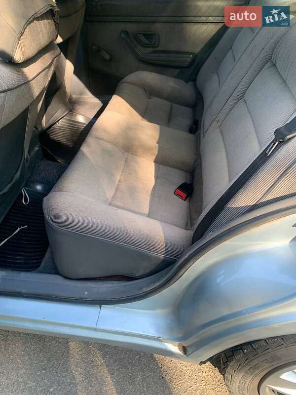 Седан Peugeot 405 1989 в Запоріжжі