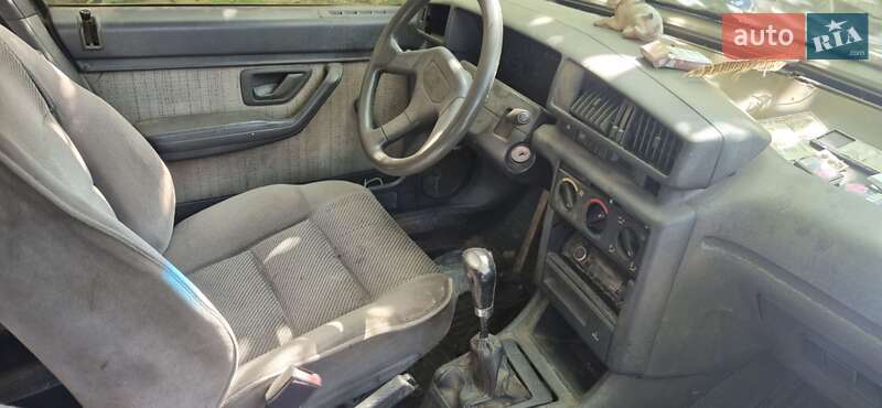 Универсал Peugeot 405 1990 в Саврани
