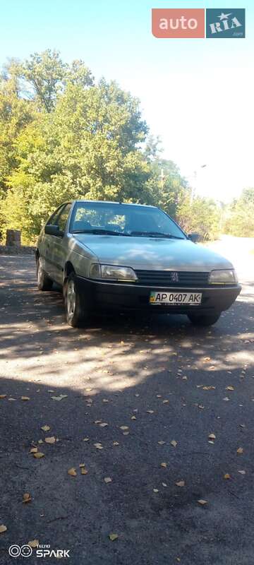 Седан Peugeot 405 1991 в Смілі