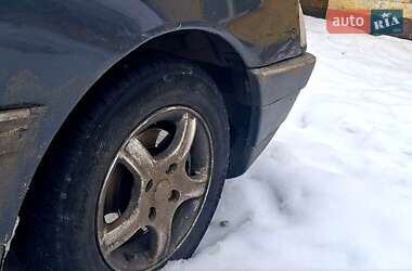 Седан Peugeot 405 1990 в Киеве